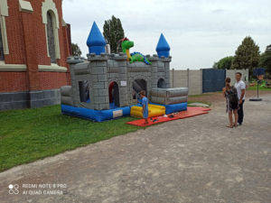 Jeux et initiation football au jardin public