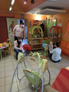 Visite de Séverine ROGEZ à l’atelier parents enfants