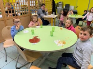 L’Épiphanie au restaurant scolaire « Les petits gourmets »