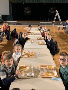 L’Épiphanie au restaurant scolaire « Les petits gourmets »