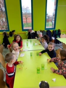 L’Épiphanie au restaurant scolaire « Les petits gourmets »