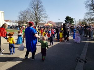 Le carnaval de la maternelle Debussy