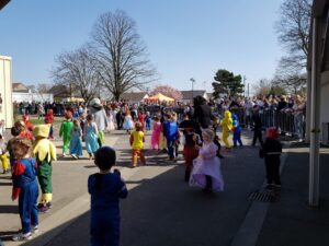 Le carnaval de la maternelle Debussy