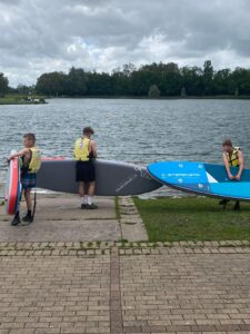 Les jeunes du CAJ font du paddle !