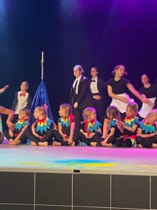 Un gala haut en couleurs pour Lilidance