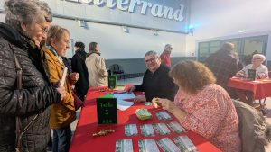 930 bons de Noël distribués aux seniors !