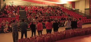 Distribution de colis de Noël