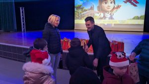 Distribution de colis de Noël