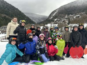 Les jeunes du CAJ au ski
