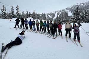 Les jeunes du CAJ au ski