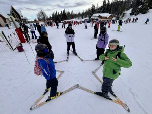 Les jeunes du CAJ au ski
