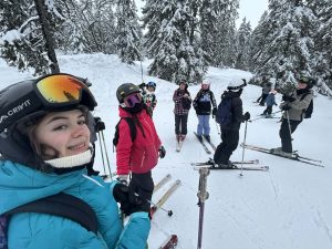 Les jeunes du CAJ au ski