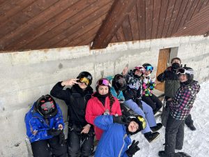 Les jeunes du CAJ au ski