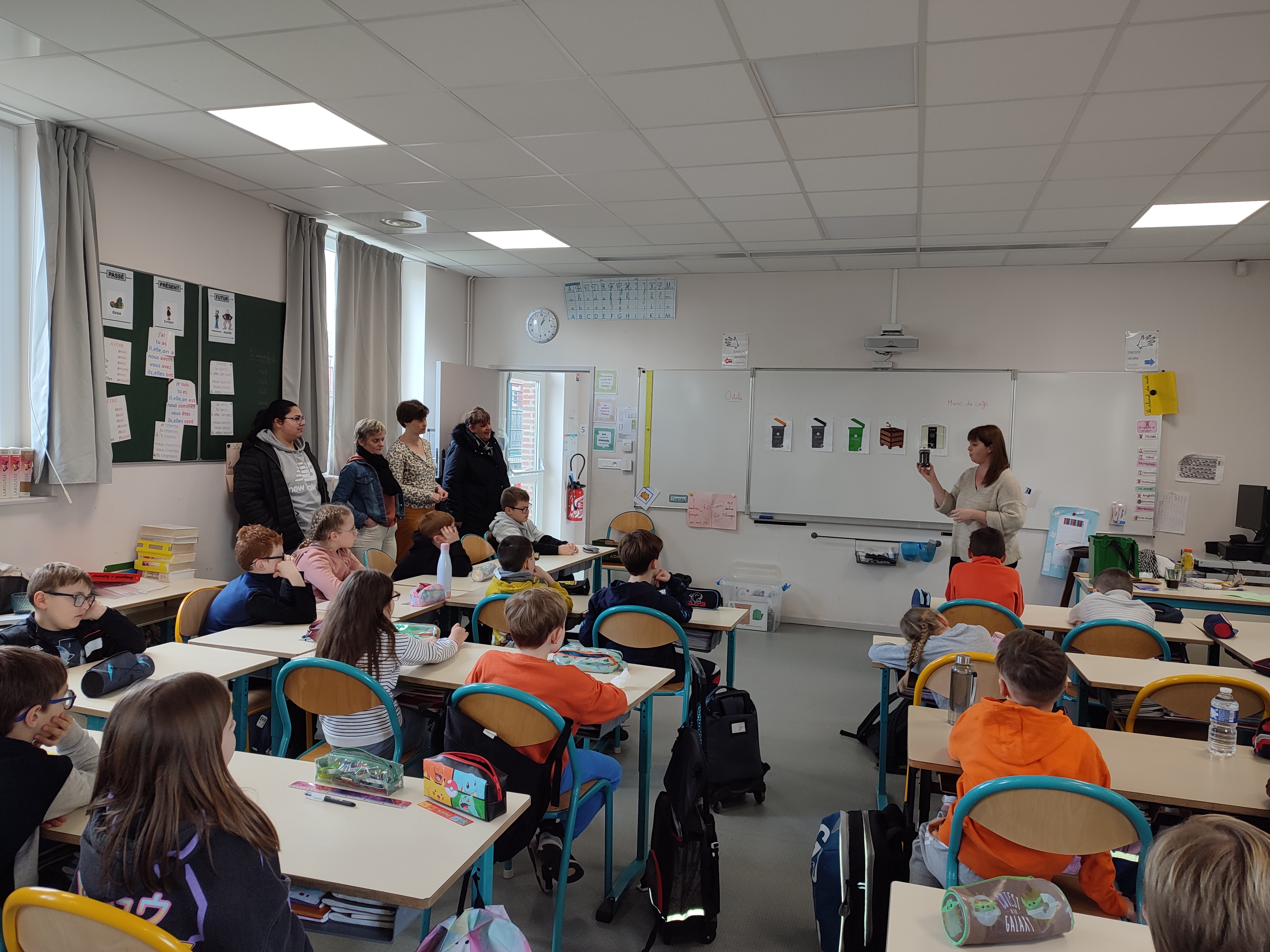 Le COMPOSTAGE à L’ ECOLE Jérémy POTEAU